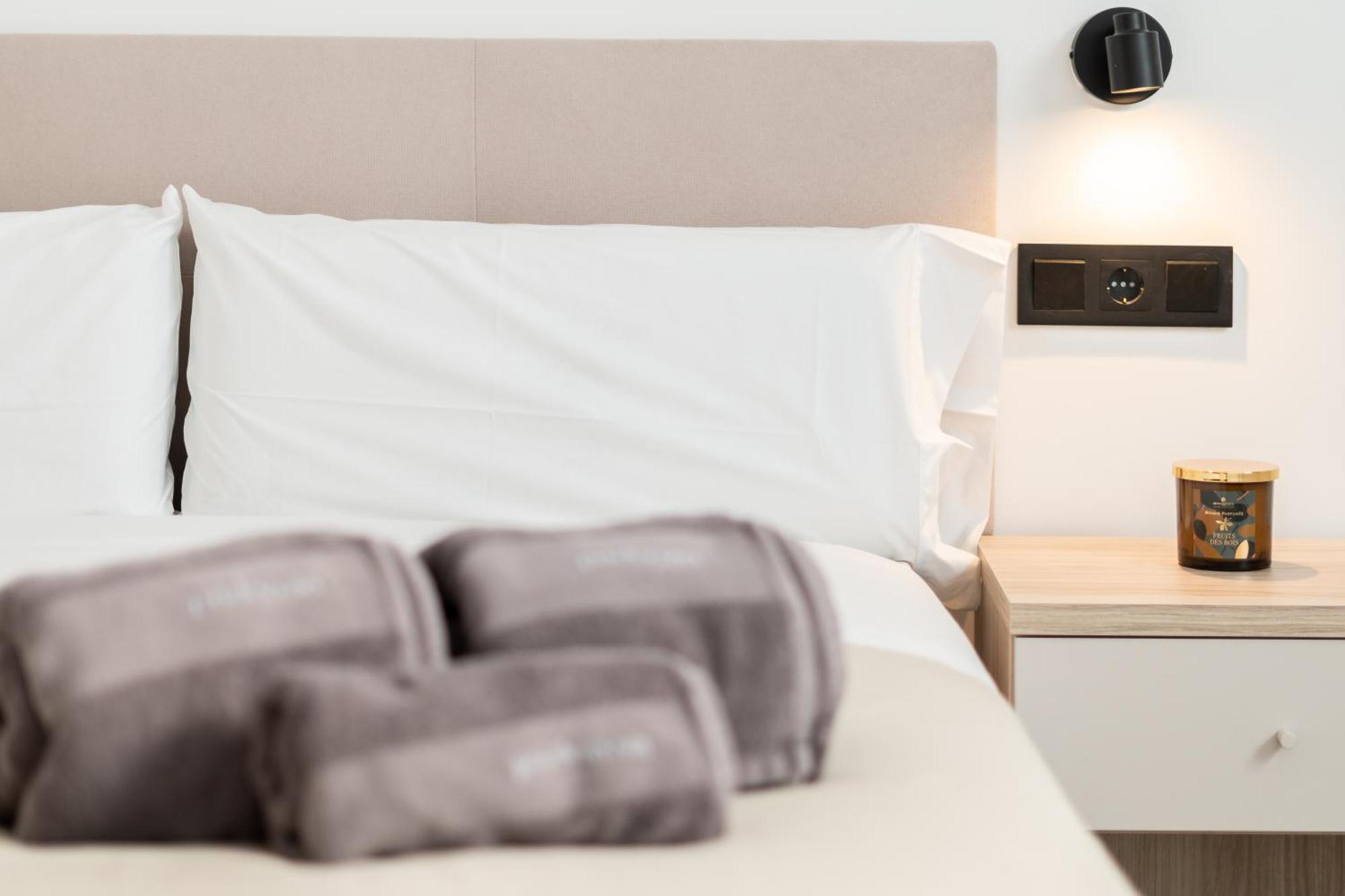 Suite Deluxe Valencia - Ciudad De Las Artes 外观 照片