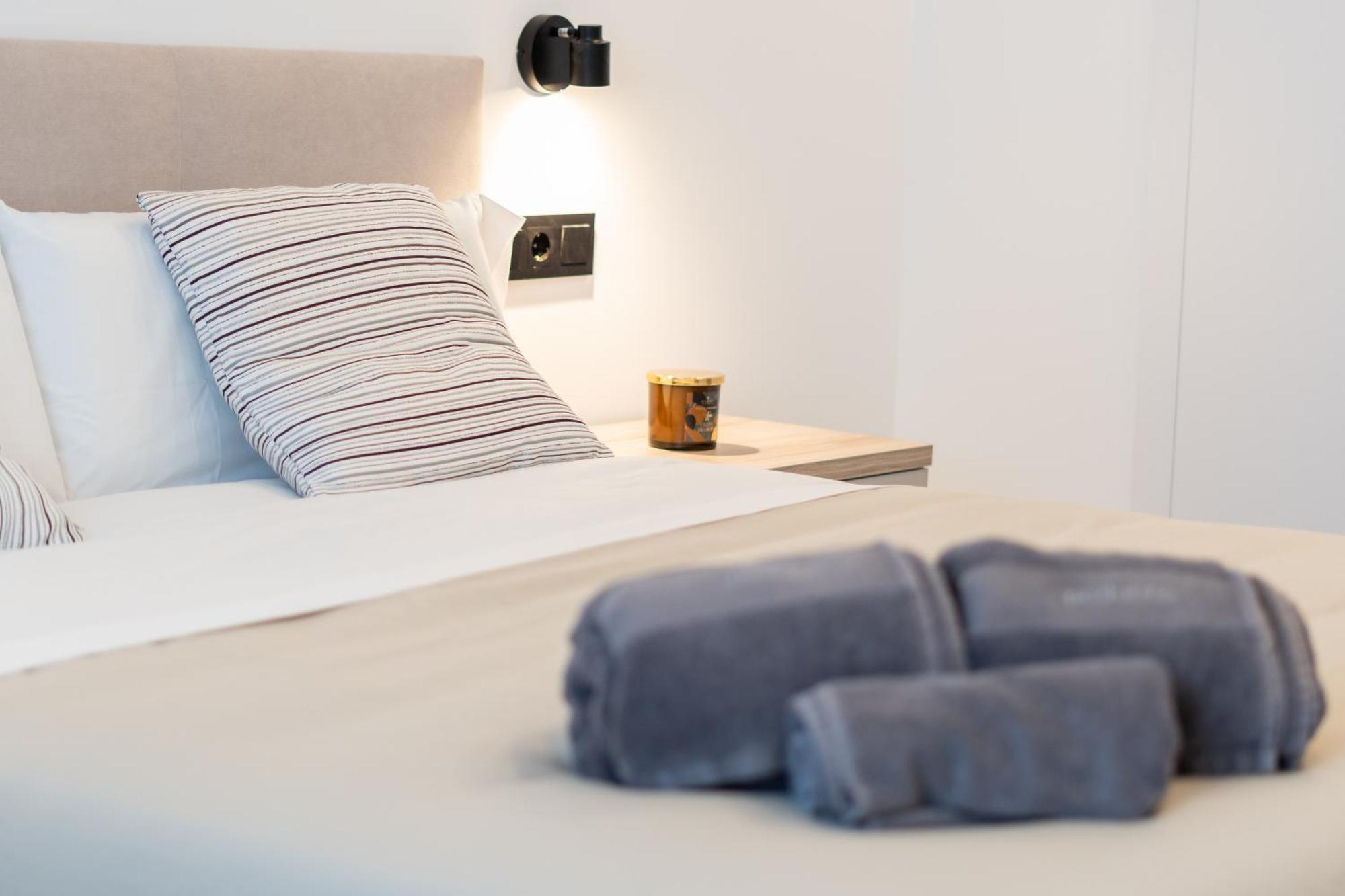 Suite Deluxe Valencia - Ciudad De Las Artes 外观 照片